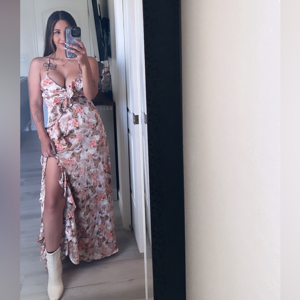 Fashion Nova flower maxi dress